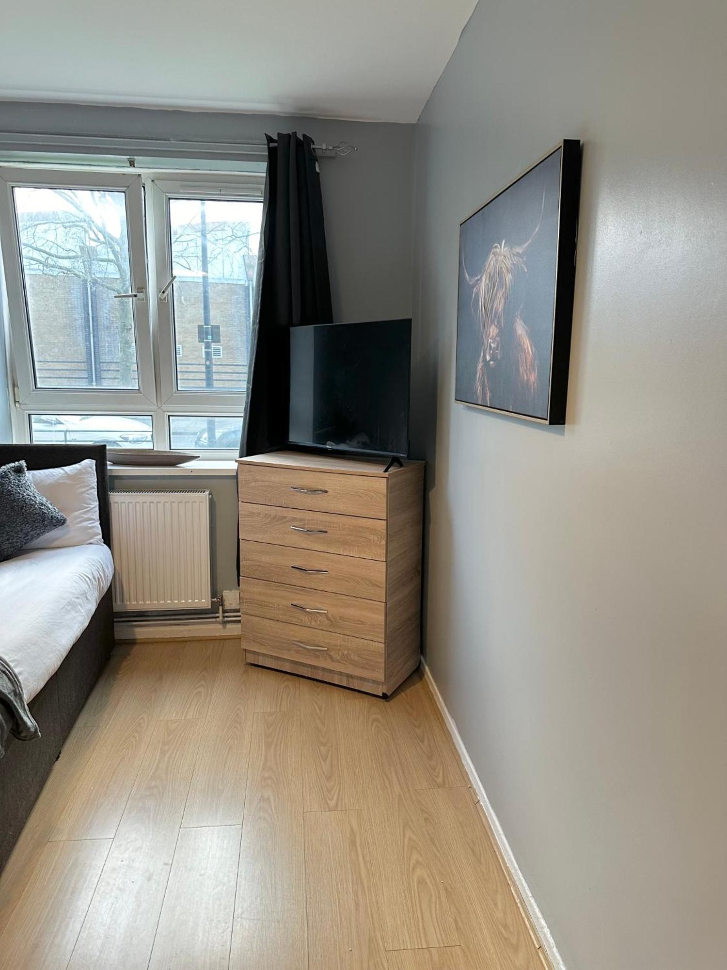 1 Bedroom Flat In Whitechapel, Londýn Exteriér fotografie