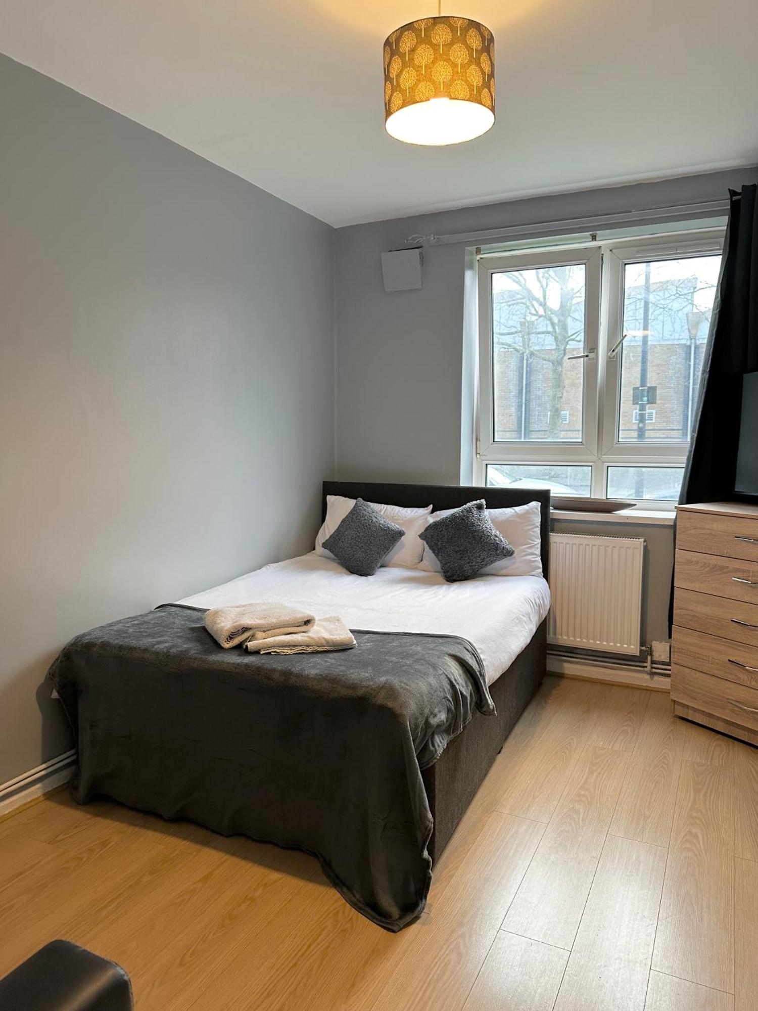 1 Bedroom Flat In Whitechapel, Londýn Exteriér fotografie